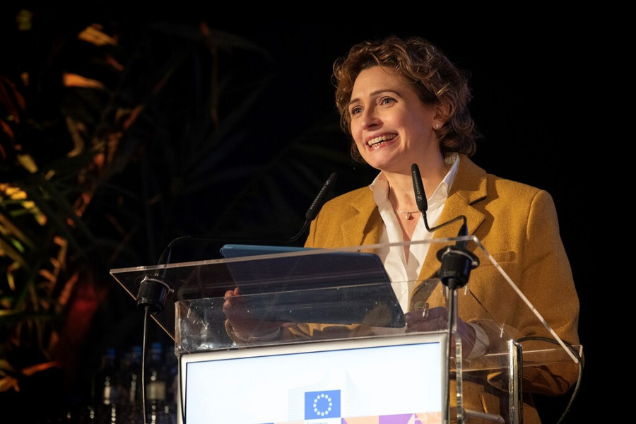 Nicola beer vicepresidenta banco europeo inversiones
