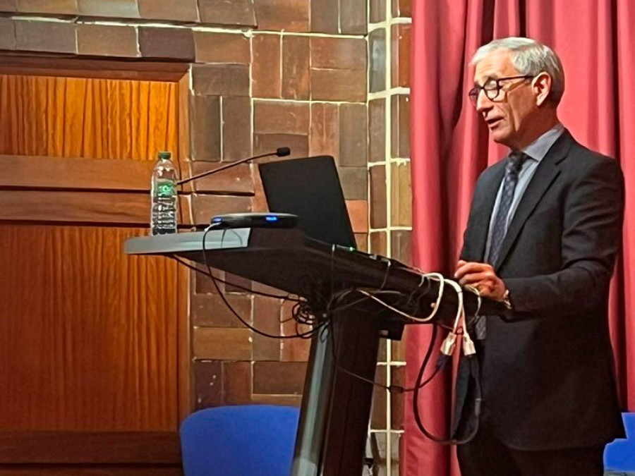 Elías delgado médico endocrino