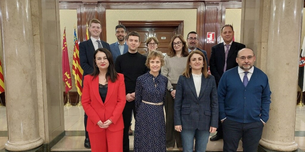 AESAN y la Agencia Alimentaria de Reino Unido comparten conocimiento y experiencias