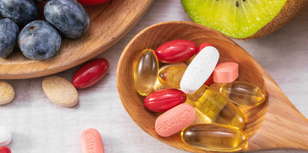 Españoles alertan de que los medios de comunicación favorecen el consumo de suplementos nutricionales entre menores