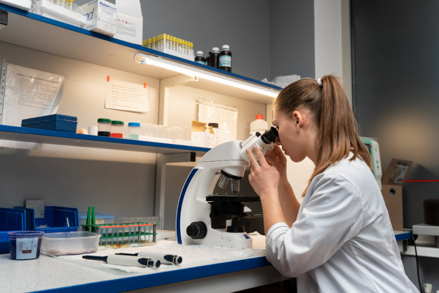 Estudio revela que los ARNts serían clave para el futuro de la lucha contra las enfermedades del tracto digestivo