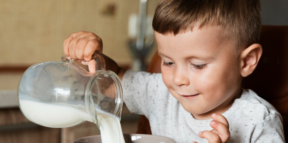 ¿Los niños necesitan consumir leche?