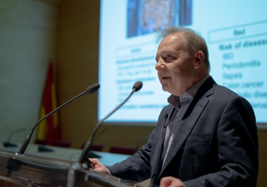 Dr Nuñez