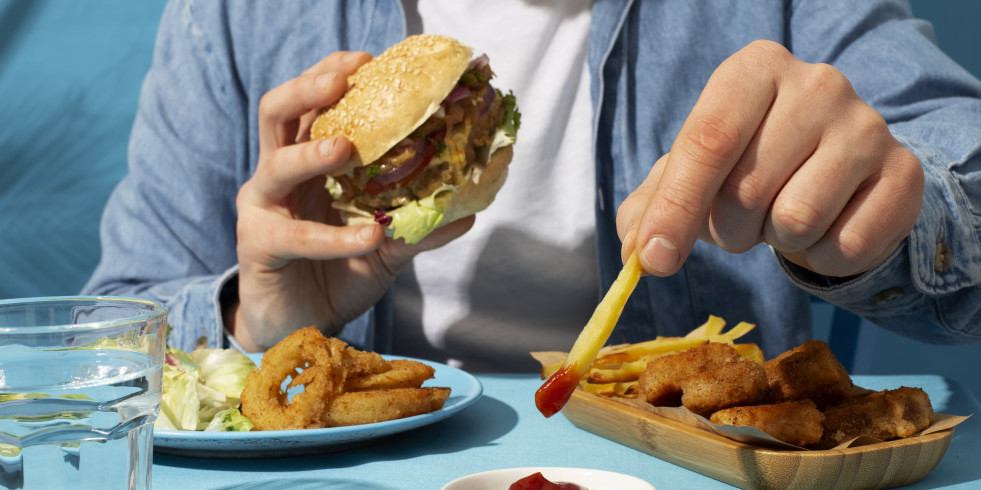 Expertos cuestionan un estudio que vincula el consumo de alimentos ultraprocesados con muertes prematuras