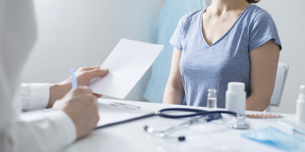Un aumento de peso significativo unido a una maternidad tardía aumenta el riesgo de cáncer de mama