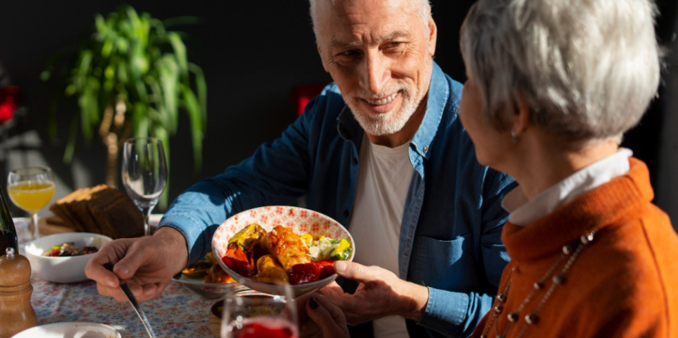 Investigadores revelan que nunca es tarde para empezar a cuidar de la salud cerebral a través de la dieta MIND
