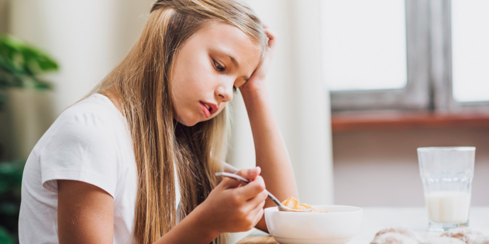 Saltarse el desayuno es una práctica común entre los adolescentes españoles