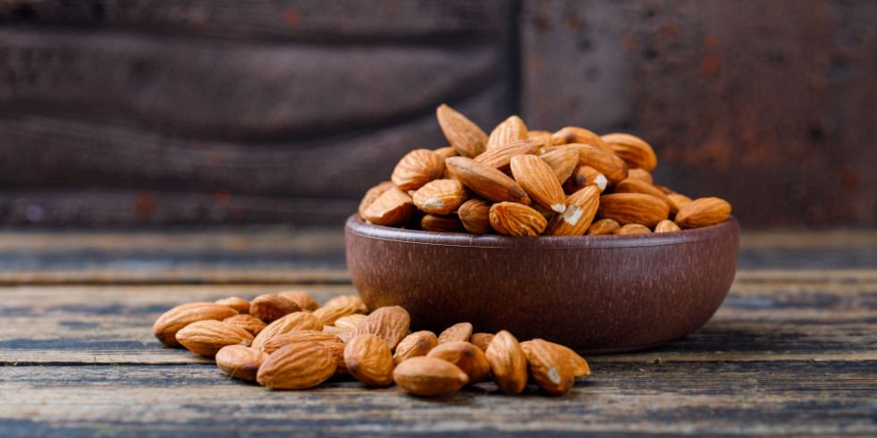 Un puñado diario de almendras mejora la salud de las personas con síndrome metabólico