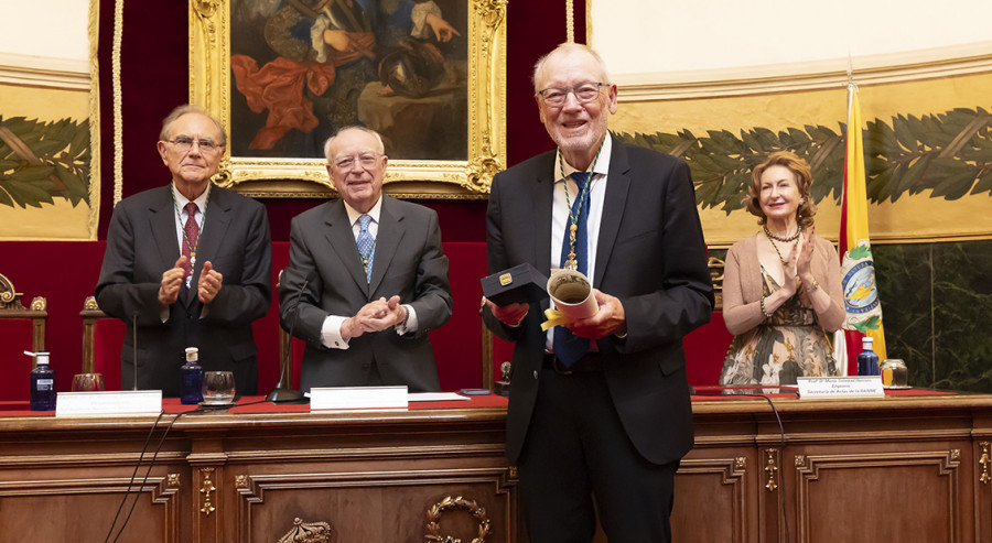 Jens Juul Holst academico honor