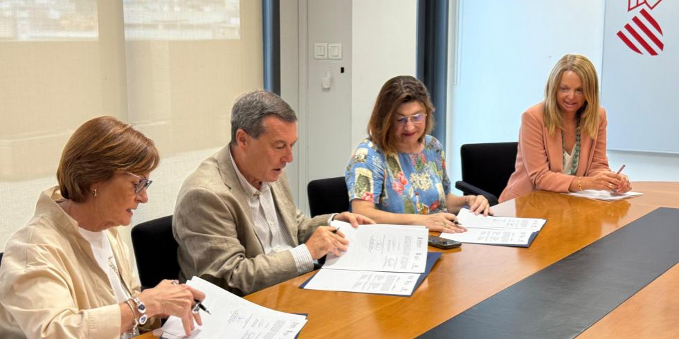 Universidad de Valencia y Generalitat firman un convenio para prácticas de alumnos de Nutrición y Dietética en hospitales y centros sanitarios