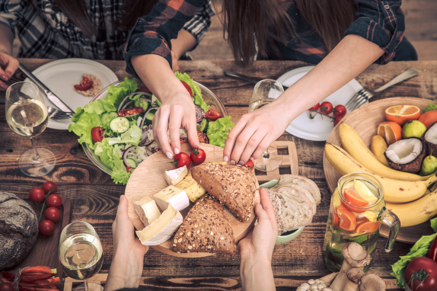 Patrones dietéticos según edad y género