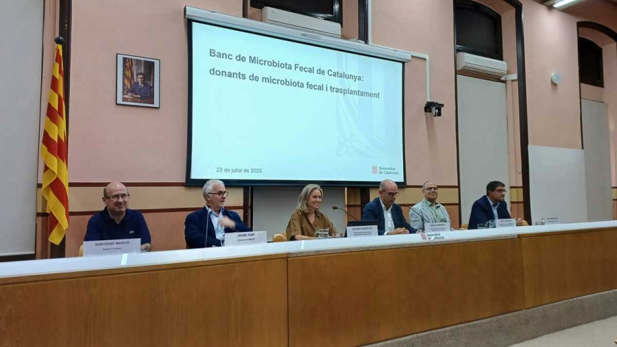 Banco microbiota fecal cataluña españa